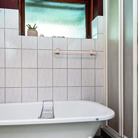 7 Person Holiday In Ferienhaus
