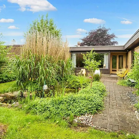 7 Person Holiday In Vakantiehuis
