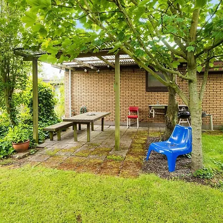 7 Person Holiday In Ferienhaus Bredebro
